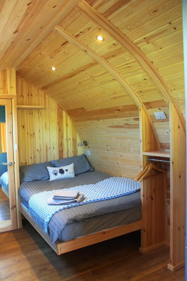 Cairnfold Cabins Kilsyth Exterior photo